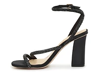 Yumie Sandal