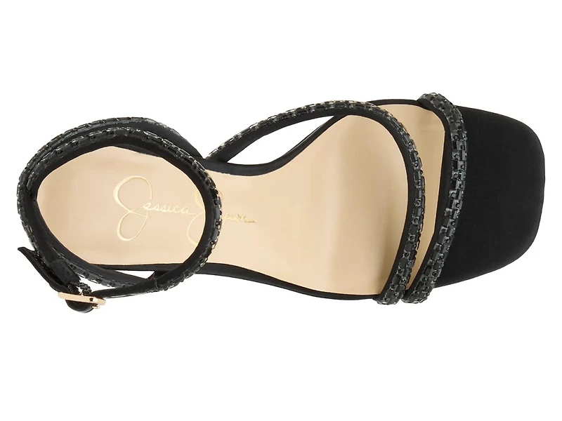 Yumie Sandal