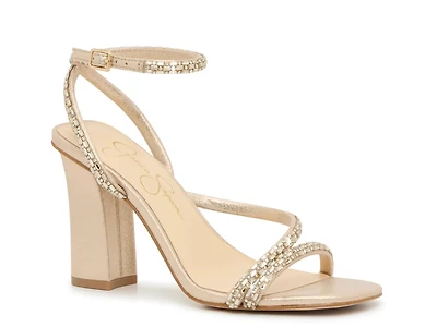 Yumie Sandal
