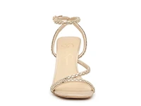 Yumie Sandal