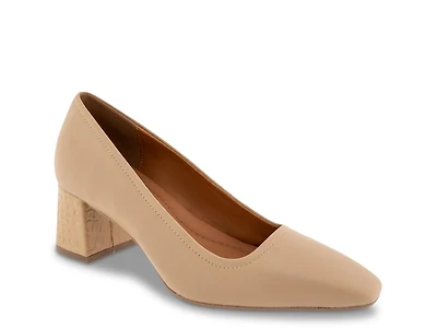 Amelia Pump