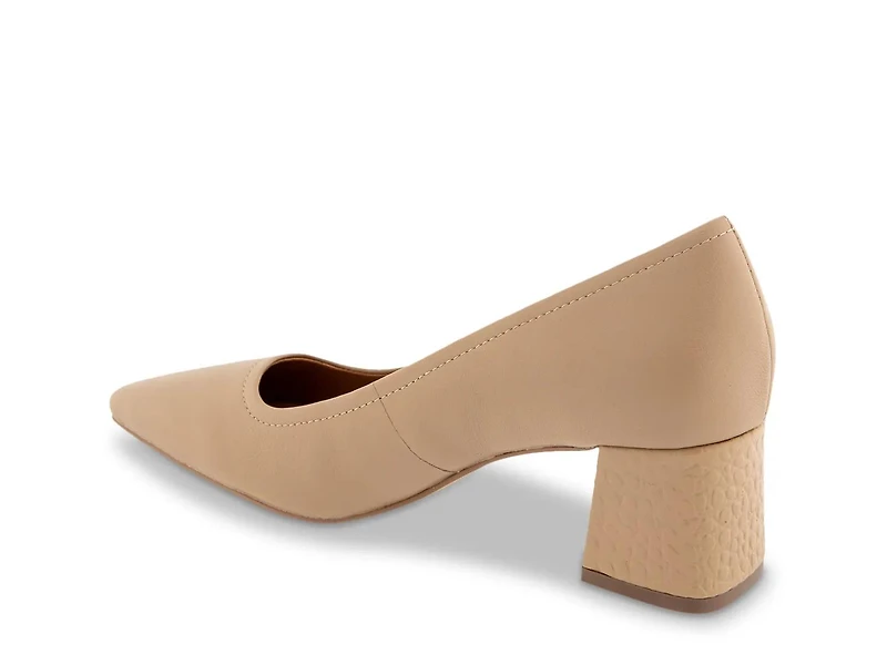 Amelia Pump