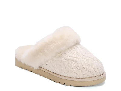 Lia Slipper