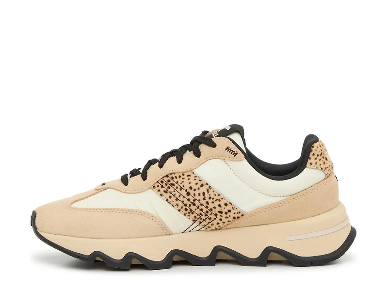 Kinetic Ember Court Sneaker