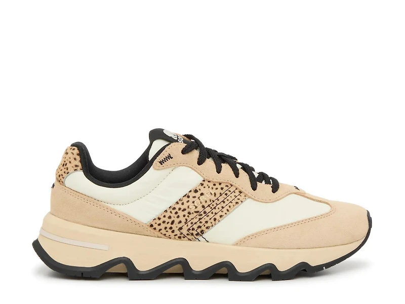 Kinetic Ember Court Sneaker