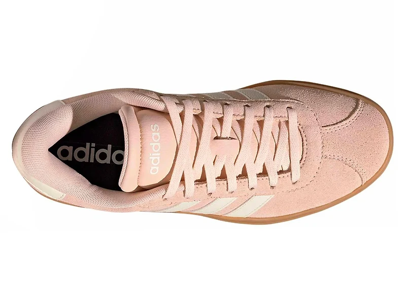 VL Court Bold Sneaker