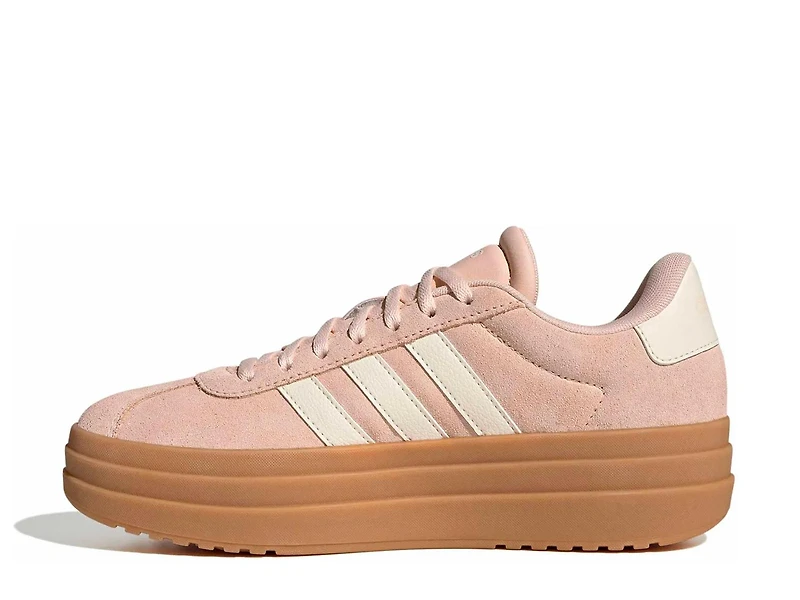 VL Court Bold Sneaker