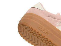 VL Court Bold Sneaker