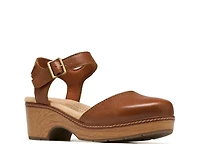 Paizlee Platform Clog