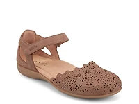 Betti Flat