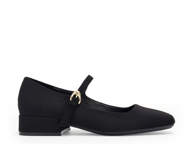 Isannah Mary Jane Flat