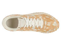 Classic AZ Sneaker - Women's