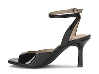 Ianna Sandal