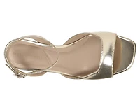 Ianna Sandal