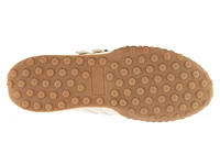 Violeta Mary Jane Sneaker