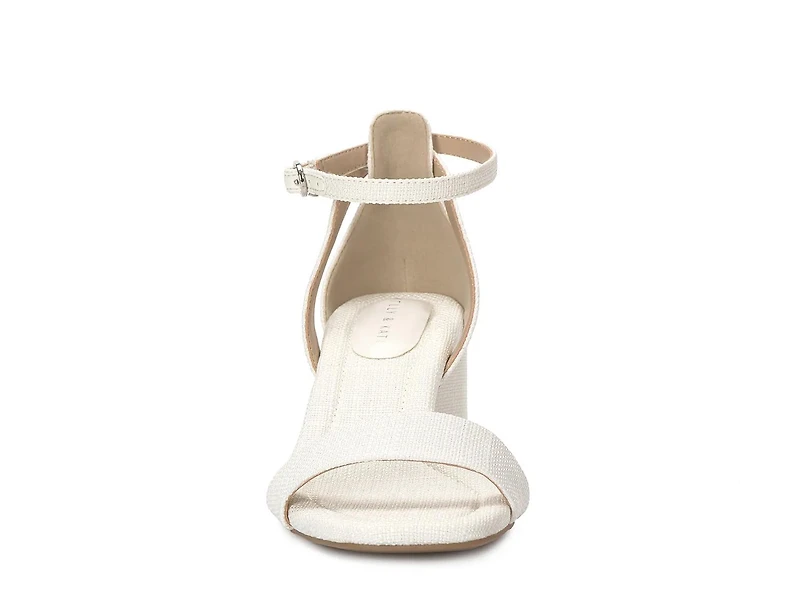 Maurra Sandal