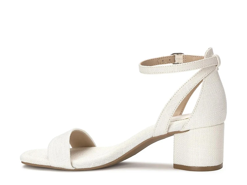 Maurra Sandal