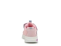 Dylan Sneaker