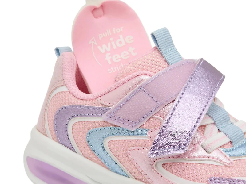 Dylan Sneaker