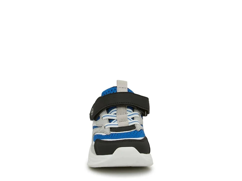 Dylan Sneaker