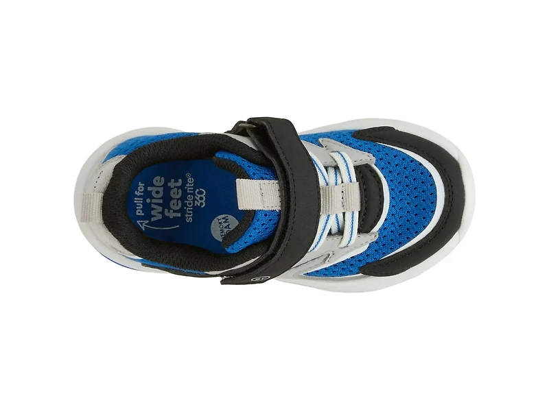 Dylan Sneaker
