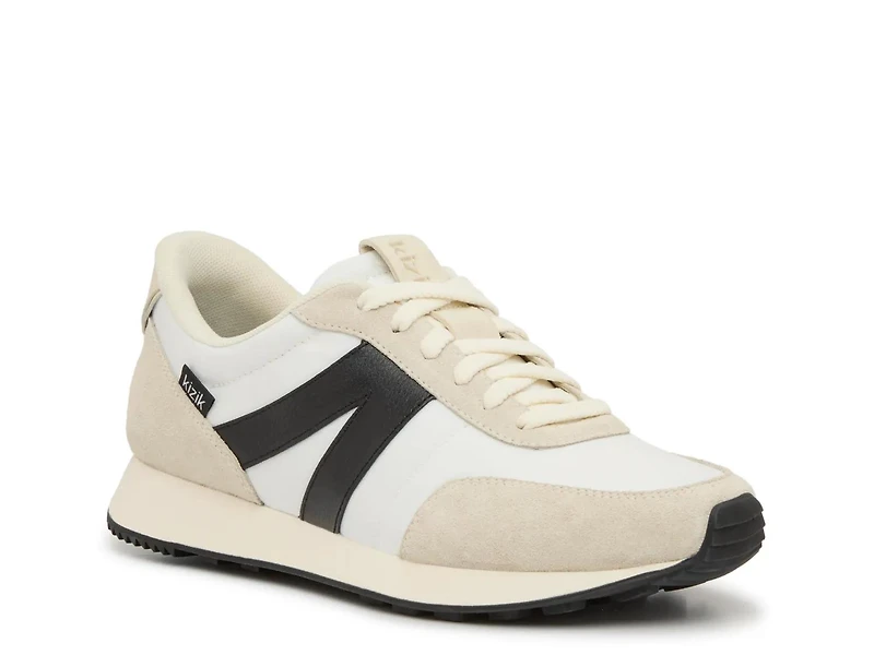 Milan 2 Hands-Free Sneaker