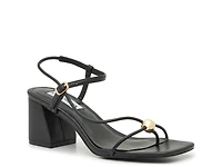 Ariaa Sandal