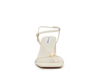 Ariaa Sandal