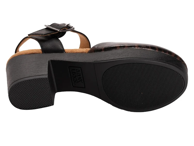 Merritt Platform Sandal