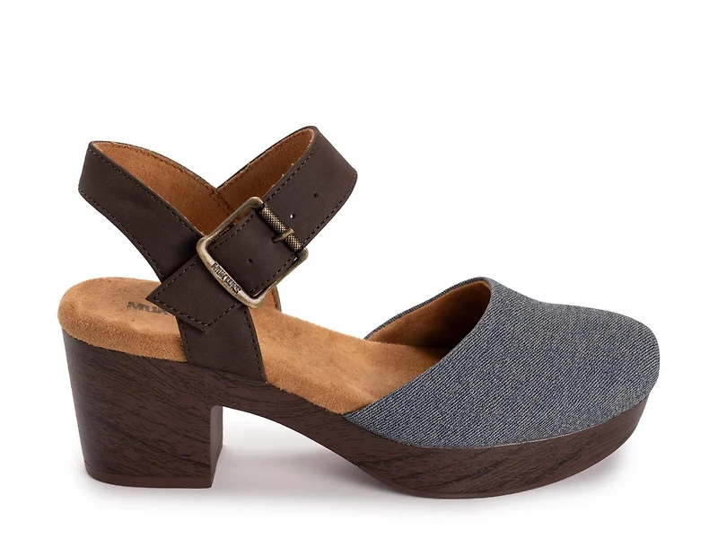 Merritt Platform Sandal