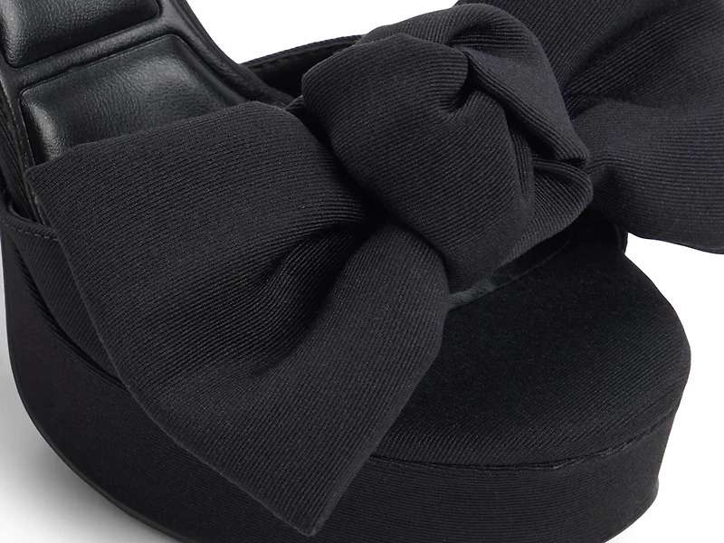 Luscious Platform Sandal