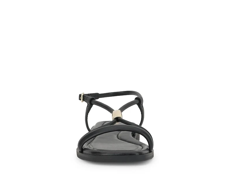 Norie Sandal