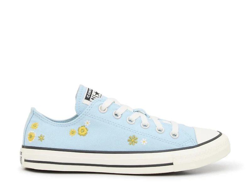 Chuck Taylor All Star Sneaker - Women's