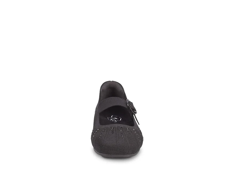 Naomi Mary Jane Flat