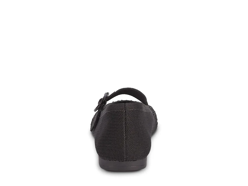 Naomi Mary Jane Flat