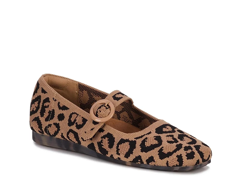 Naomi Mary Jane Flat