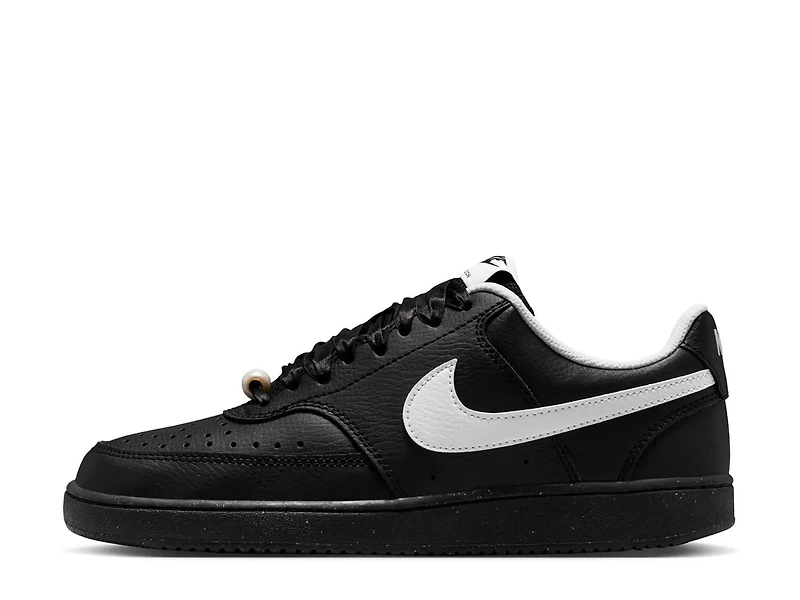 Court Vision Low Sneaker
