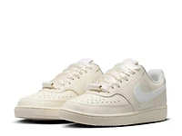 Court Vision Low Sneaker