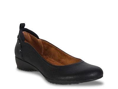 Vivian Slip-On