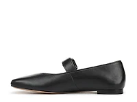 Daniela Mary Jane Flat