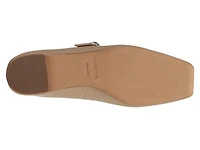 Daniela Mary Jane Flat