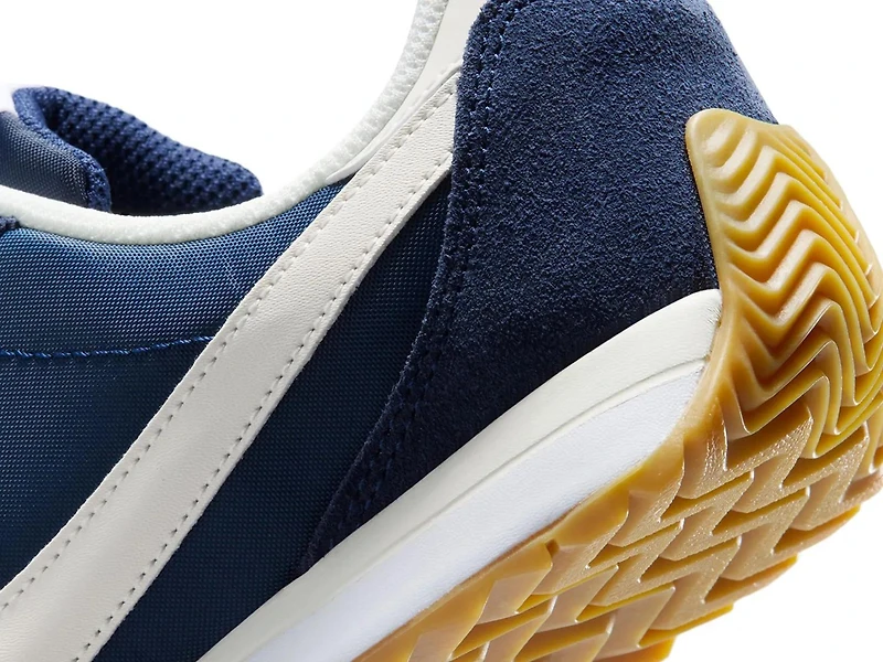Pacific Sneaker