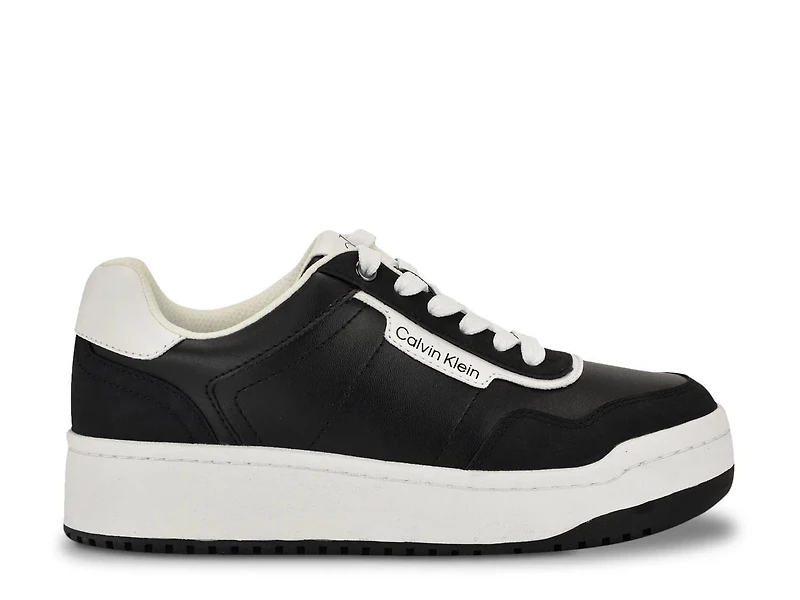 Adryen Sneaker