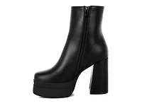 Baltese Platform Bootie