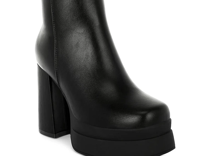Baltese Platform Bootie