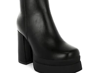 Baltese Platform Bootie