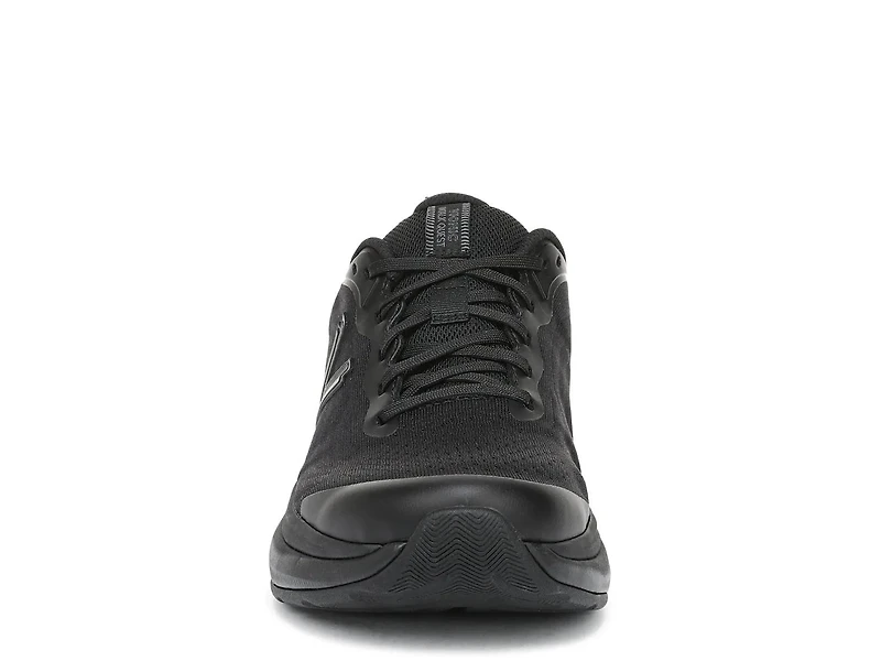 Walk Quest Sneaker