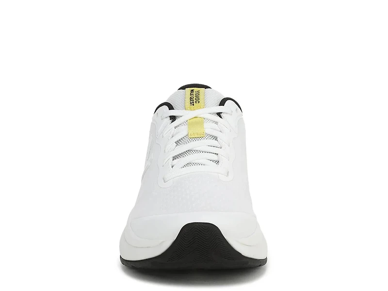 Walk Quest Sneaker