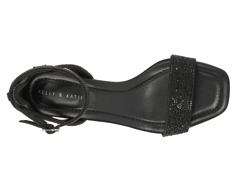 Maurra Sandal
