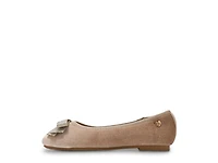 Giselle Flat